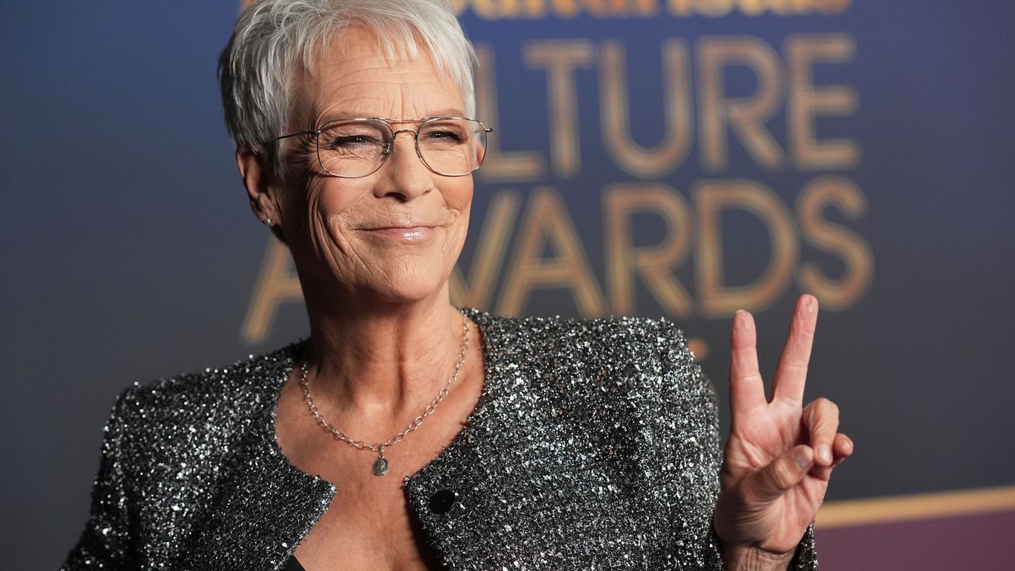 Leute: Jamie Lee Curtis kritisiert Schönheits-Operationen scharf