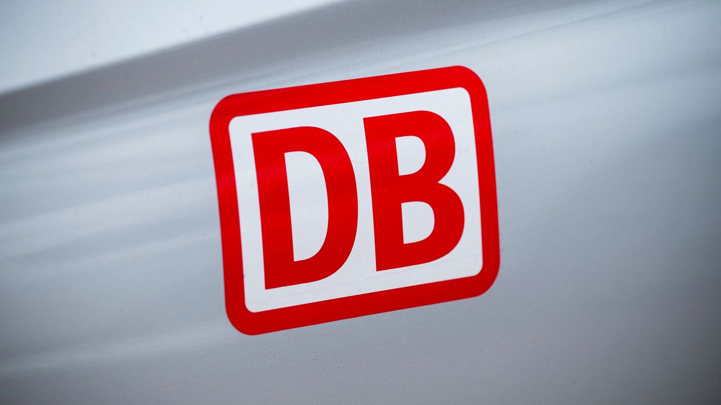 Halbjahresbilanz: Bahn im ersten Halbjahr mit dreistelligem Millionenverlust