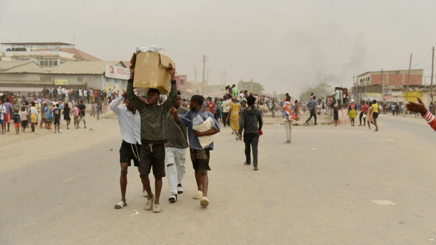 22 Tote bei Protesten gegen höhere Benzinpreise in Angola