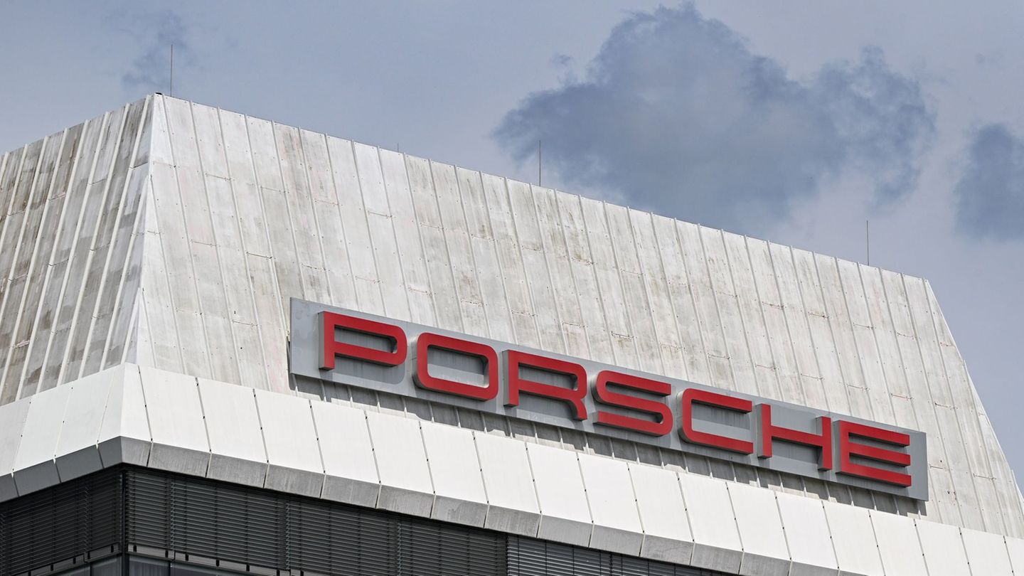 Sportwagenbauer: Porsche-Gewinn sackt um mehr als 70 Prozent ab