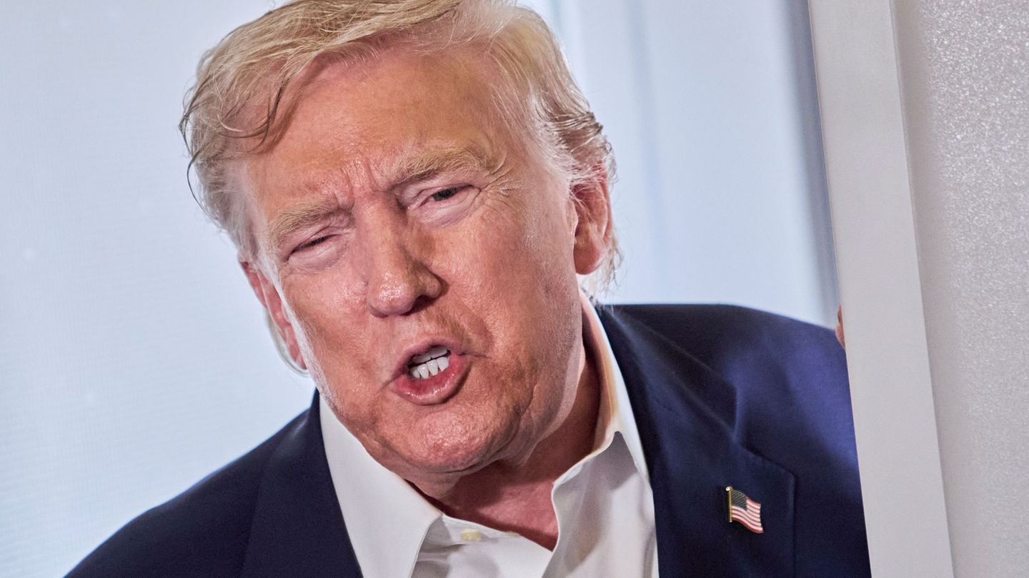 Leute: Trump: Stephen Colbert selbst schuld an seiner Absetzung