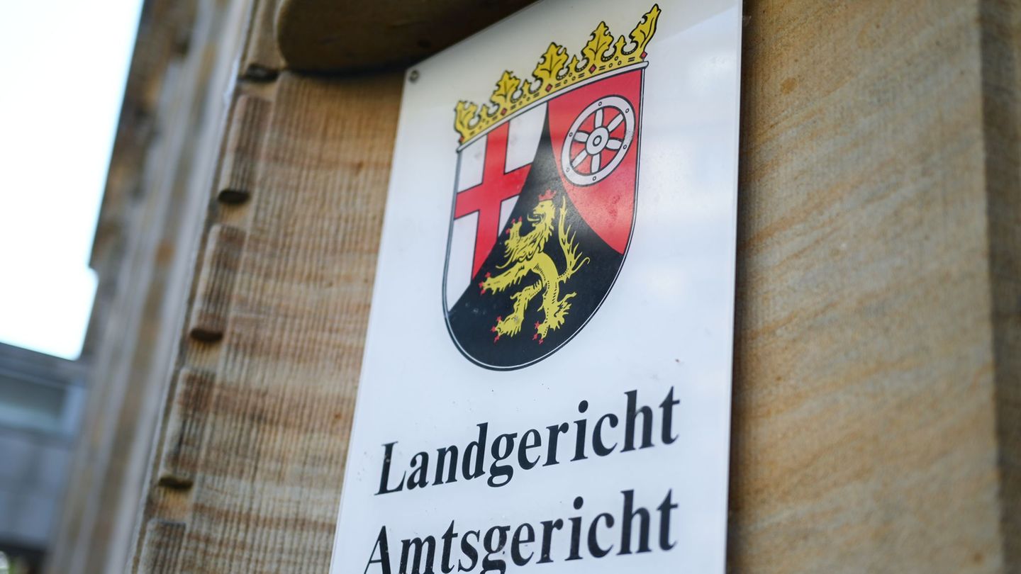 Prozess: Vorwurf Terrorismusfinanzierung – Jugendlicher vor Gericht