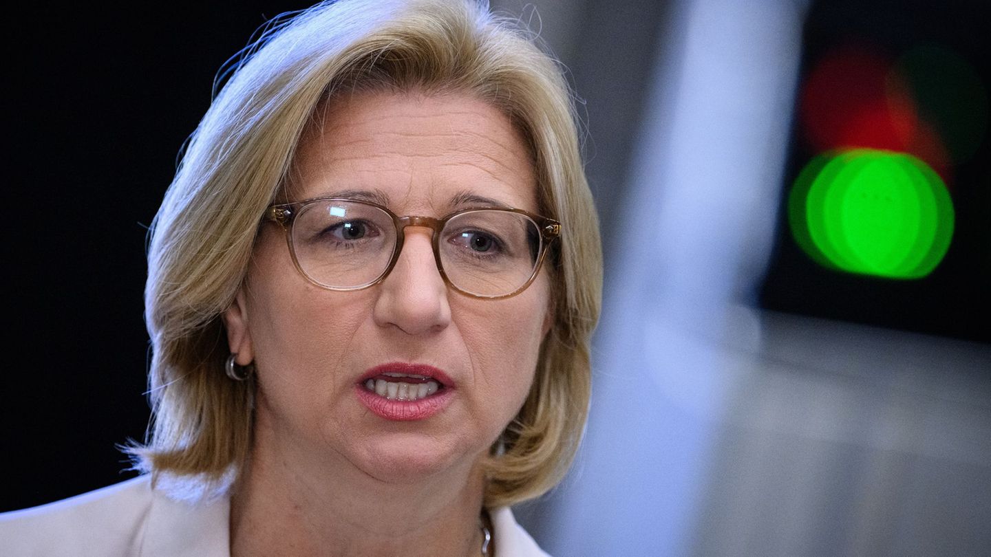 Stahlindustrie: Rehlinger will Bekenntnis zur deutschen Stahlindustrie