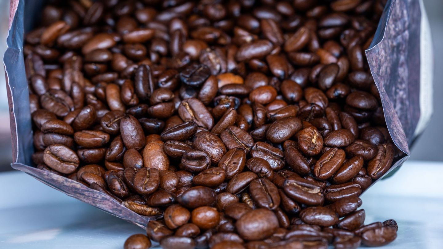 Beliebtes Diebesgut: Handelsverband: Kaffee wird zunehmend weggesperrt