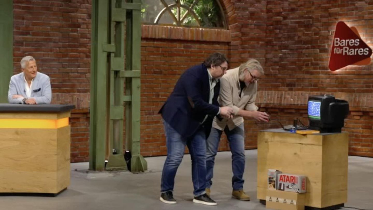 „Bares für Rares“: Erst zocken, dann steigern: Spielkonsole löst heftiges Bietergefecht aus