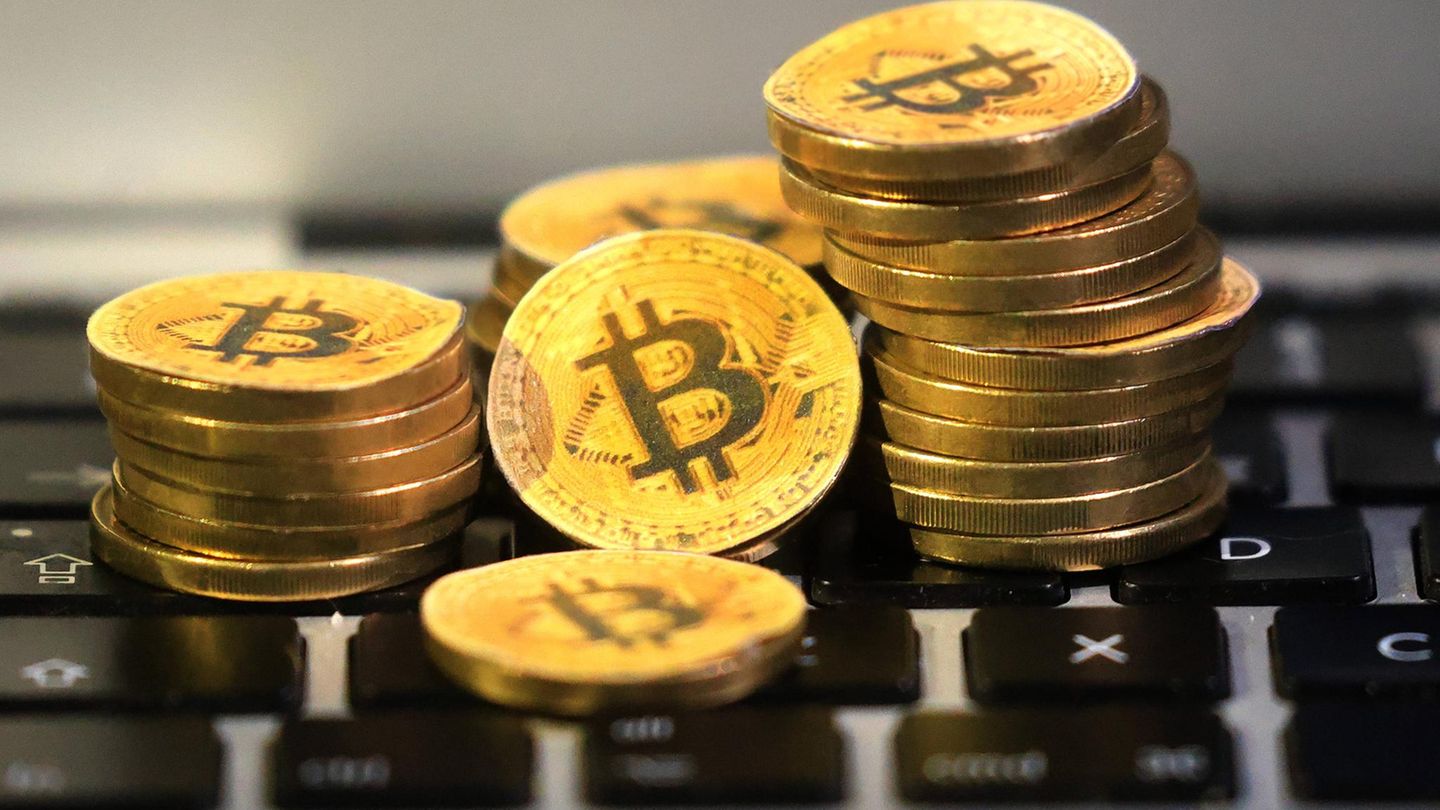 Kryptowährung: Bitcoin-Kurs erreicht neues Hoch – lohnt sich der Kauf noch?