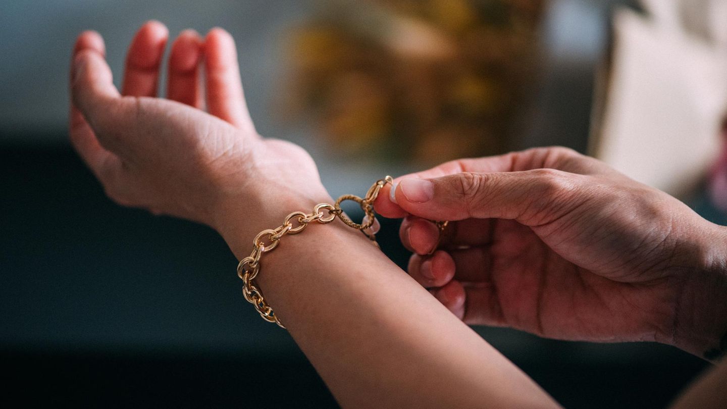 33 % Rabatt: Beliebtes Armband von Liebeskind heute bei Amazon zum Schnäppchenpreis sichern