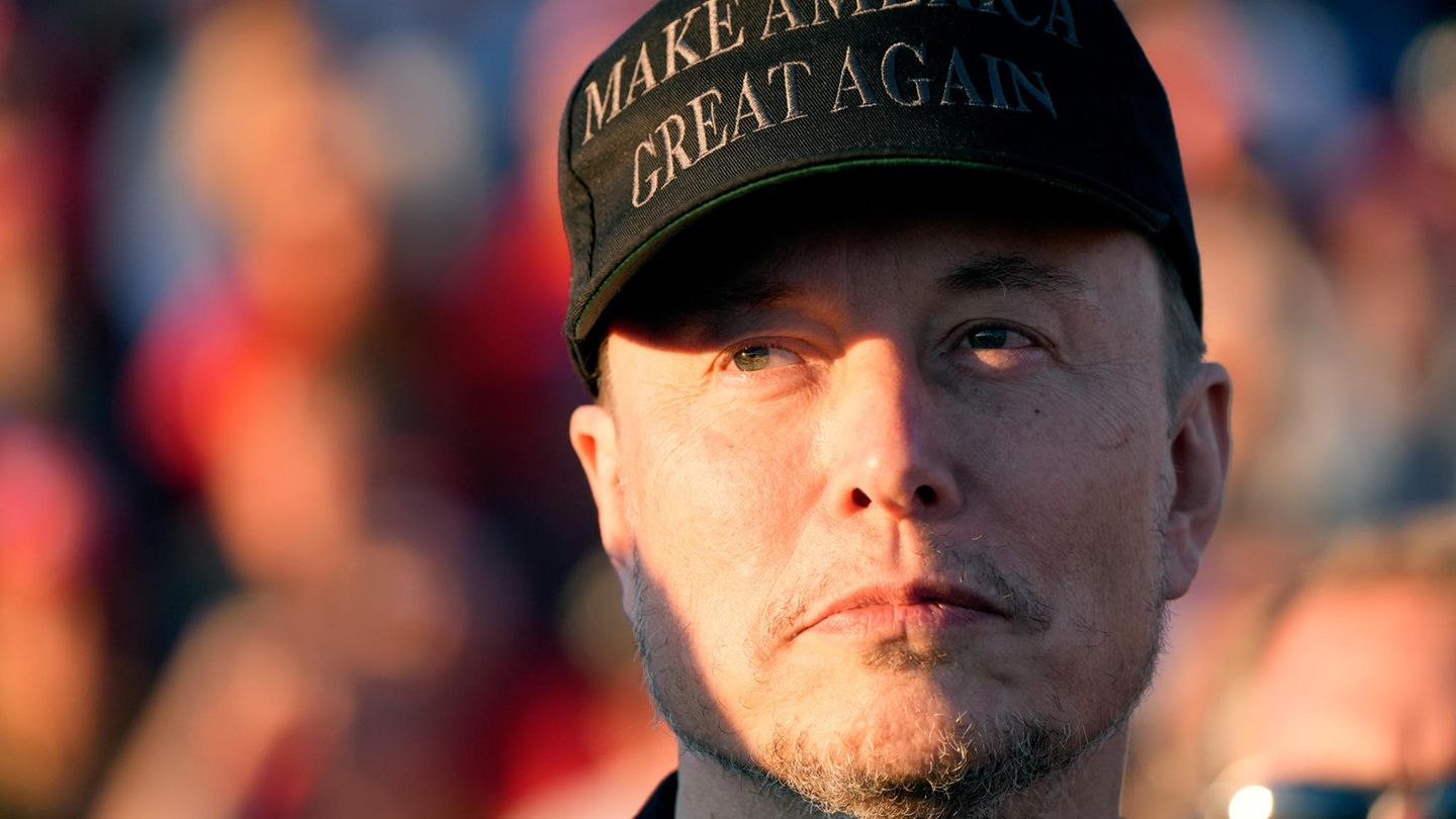 Schockierende Antworten: Musk war sein KI-Bot „zu woke“ – jetzt schimpft Grok gegen jüdische Eliten