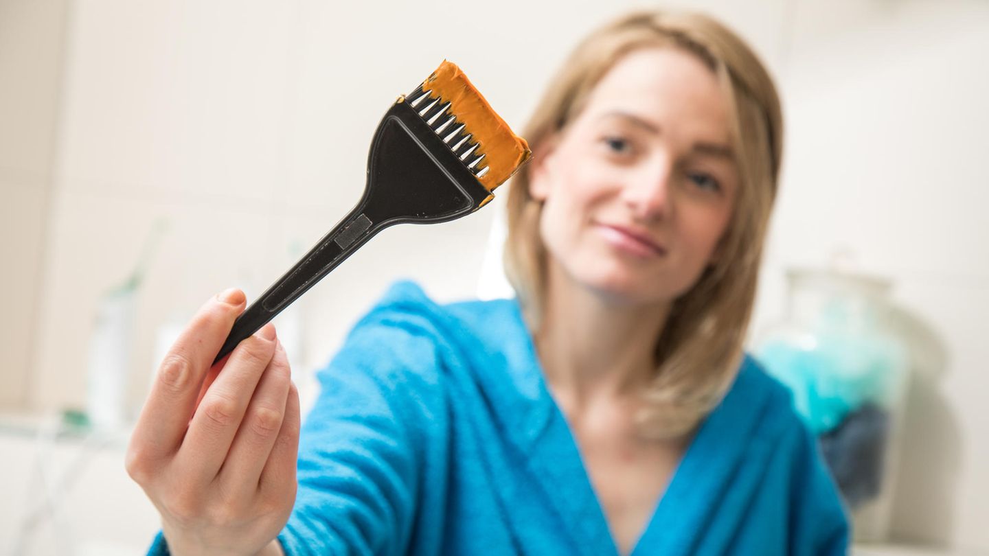 Die besten Hausmittel: Haare aufhellen: Mit diesen Mitteln und Tipps klappt es auch zu Hause