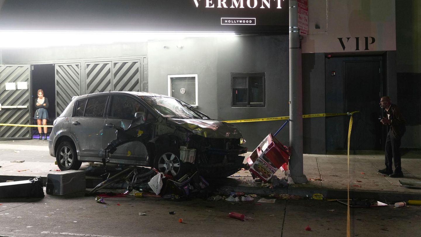 USA: Auto fährt in Los Angeles in Menschenmenge: Fahrer in Polizeigewahrsam