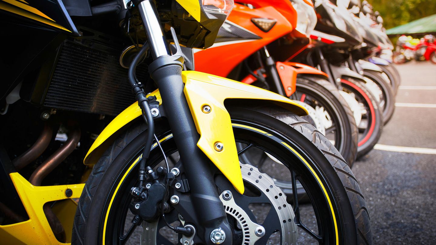 Praktische Helfer: Motorrad-Gadgets: Diese Hilfsmittel unterstützen Sie bei langen Fahrten