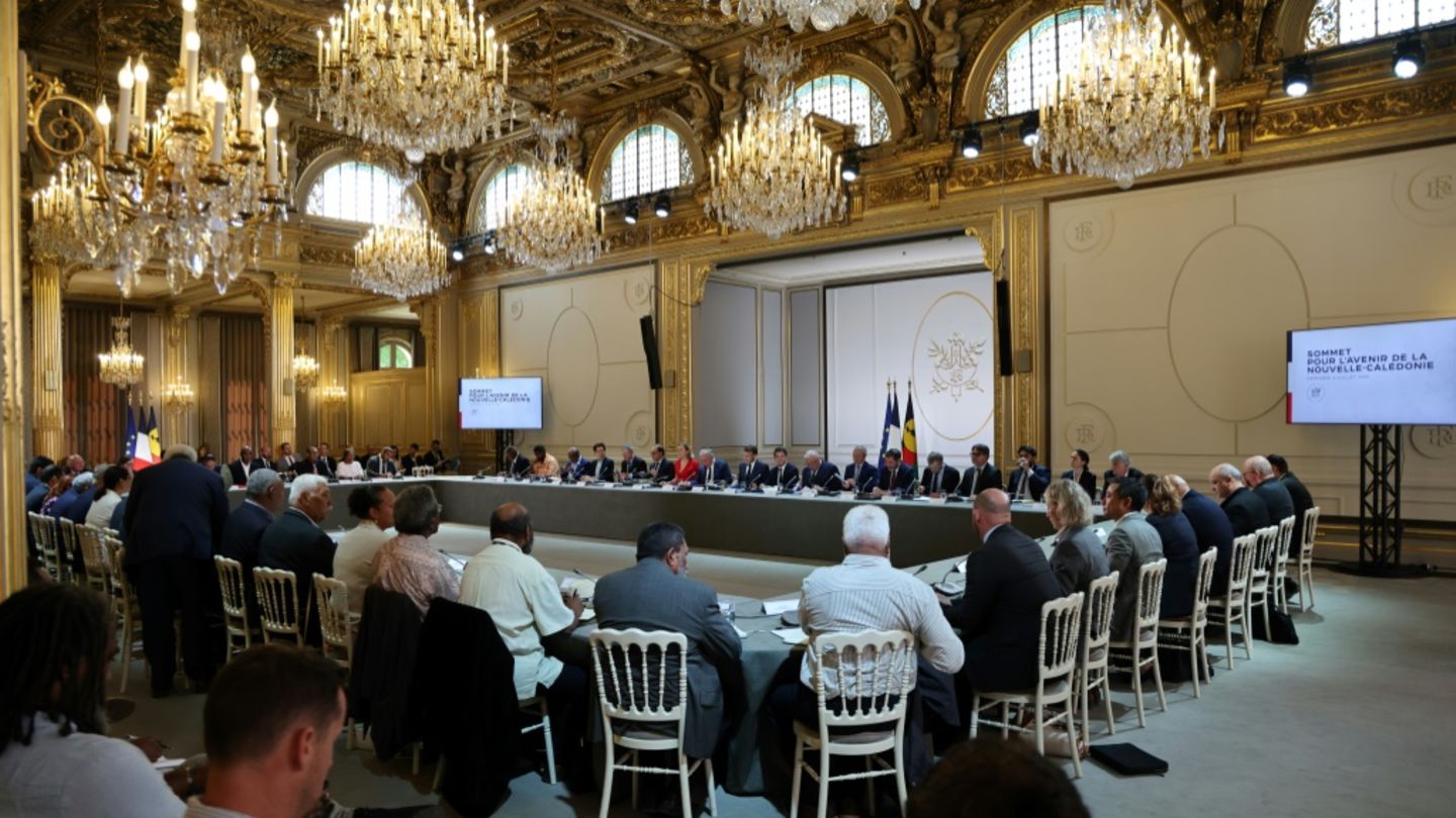Französisches Überseegebiet: „Historisches“ Abkommen über Zukunft von Neukaledonien erzielt
