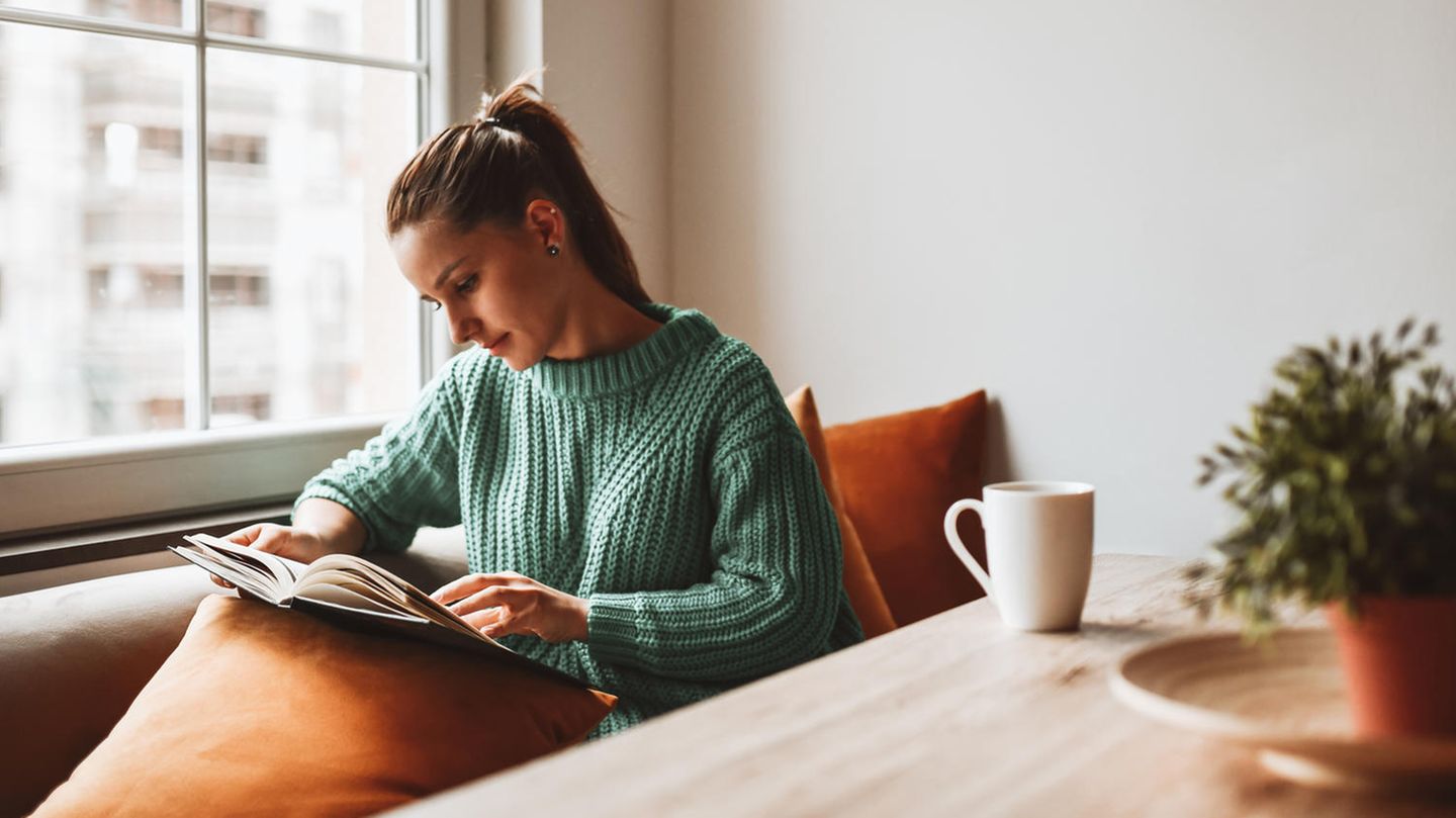 Buchempfehlung: Roman-Bestseller: Diese fünf Bücher sorgen für leichte Unterhaltung