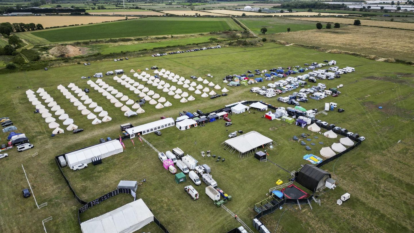Sex-Fest in England: Swinger-Festival von Allington treibt Anwohner in den Wahnsinn