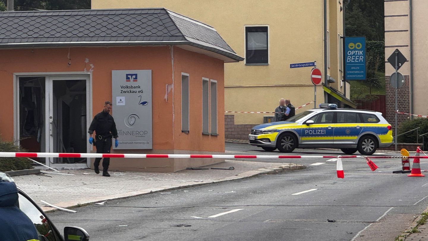Kriminalität: Geldautomat in Zwickau gesprengt – zwei Männer festgenommen