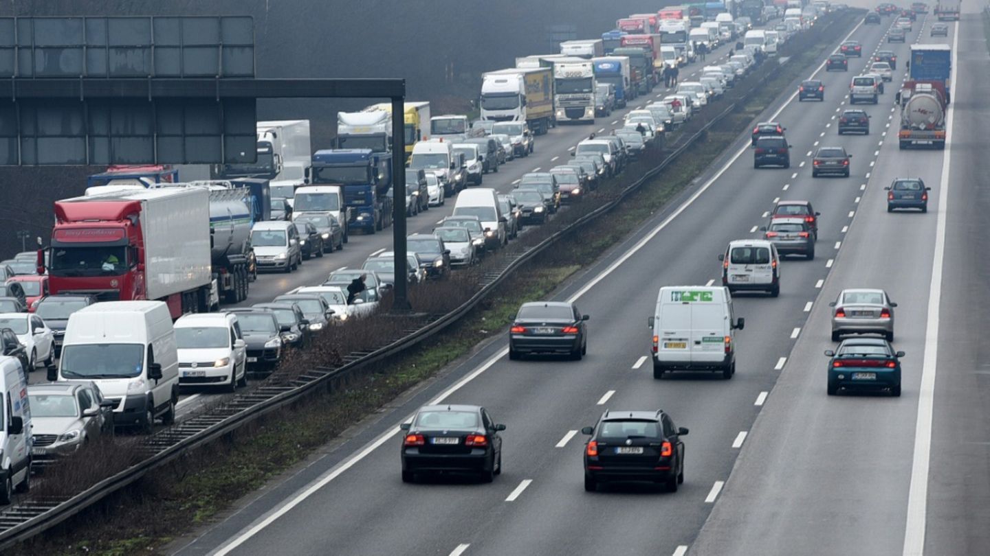Klimaschützer kritisieren Anhebung der Pendlerpauschale ab 2026 als unsozial