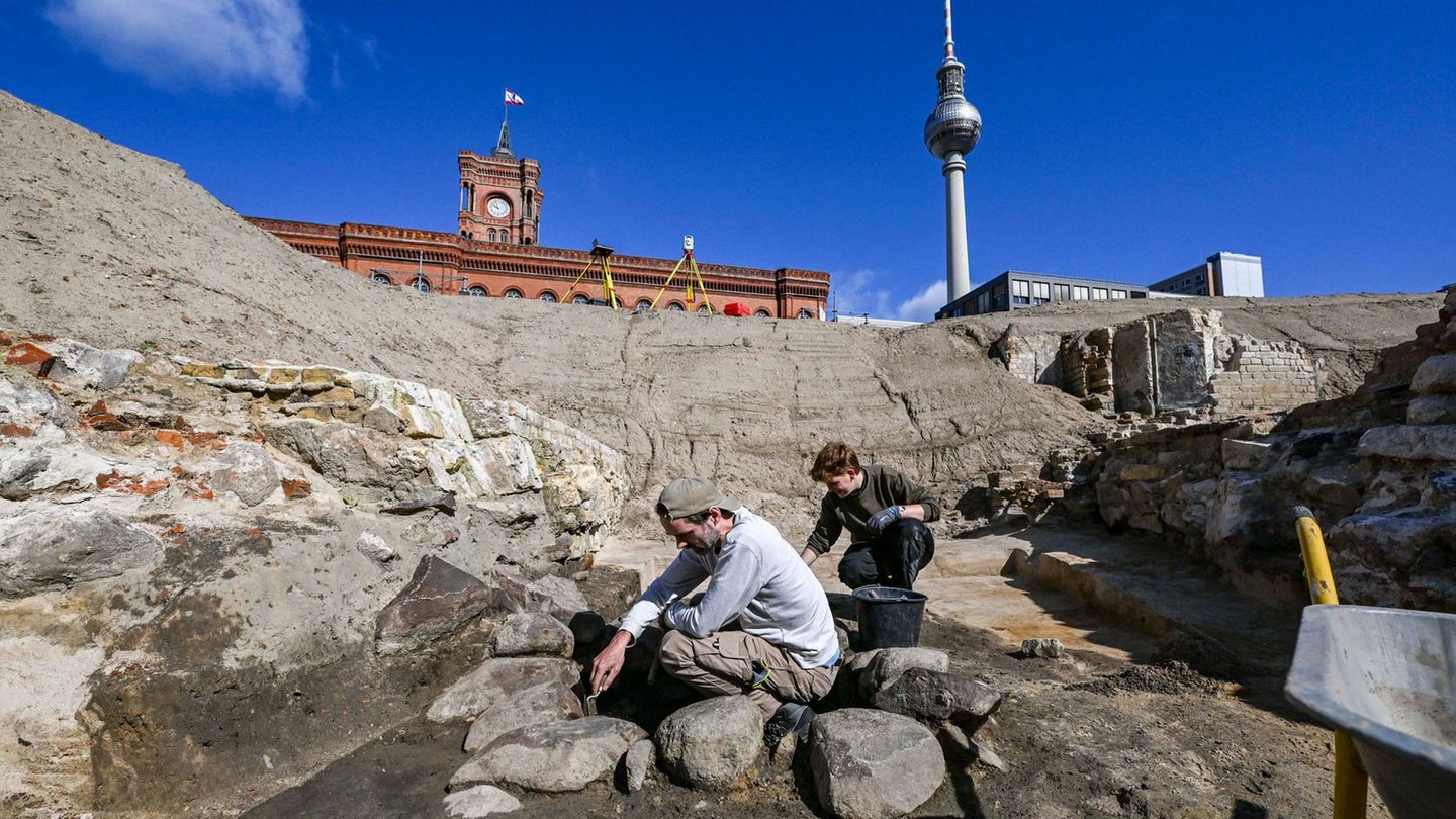 Grabungen: Baustelle am Molkenmarkt: Welche Schätze in der Erde lagern