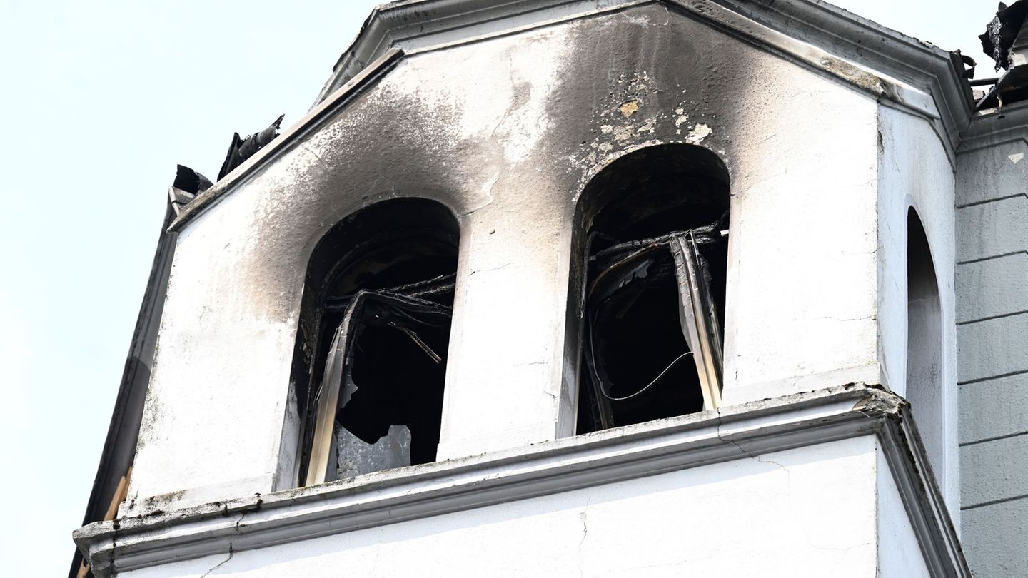 Feuer in drei Häusern: Beschwerde: Verdächtiger nach Brandserie wieder in U-Haft