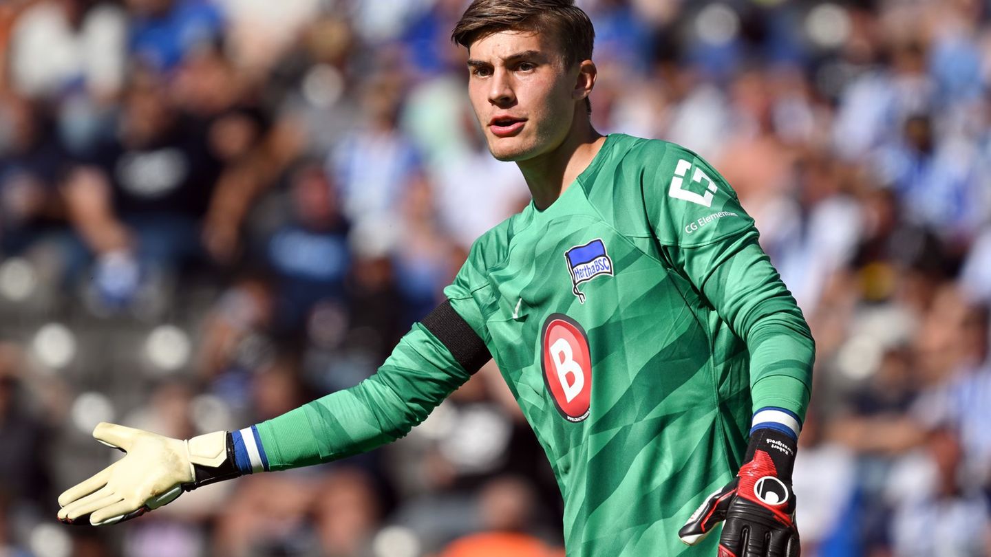 2. Bundesliga: Hertha-Torwart Kwasigroch wechselt nach Katar