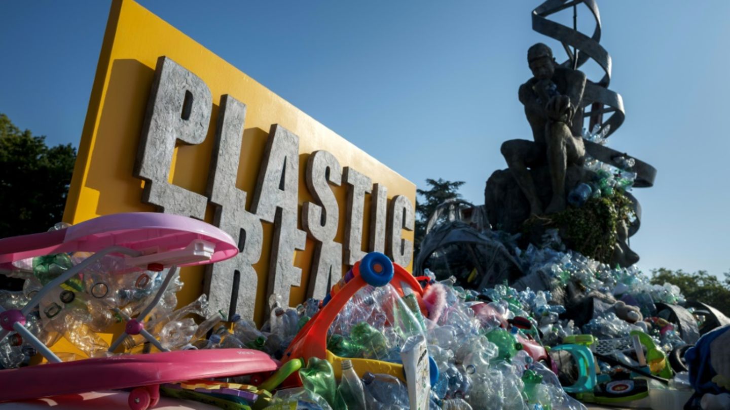 Verhandlungen über UN-Plastikabkommen: Mehrere Staaten lehnen neuen Entwurf ab