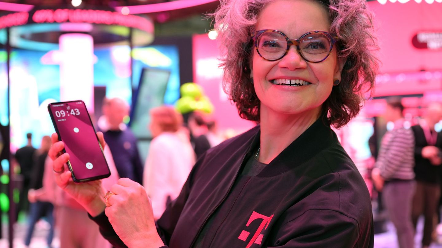 Keine Apps mehr sichtbar: Telekom bringt KI-Phone heraus – Konkurrenz geht andere Wege
