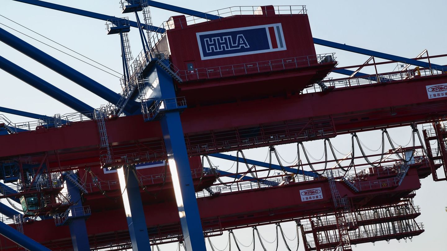 Transport: Hafenlogistiker HHLA stellt Halbjahreszahlen vor