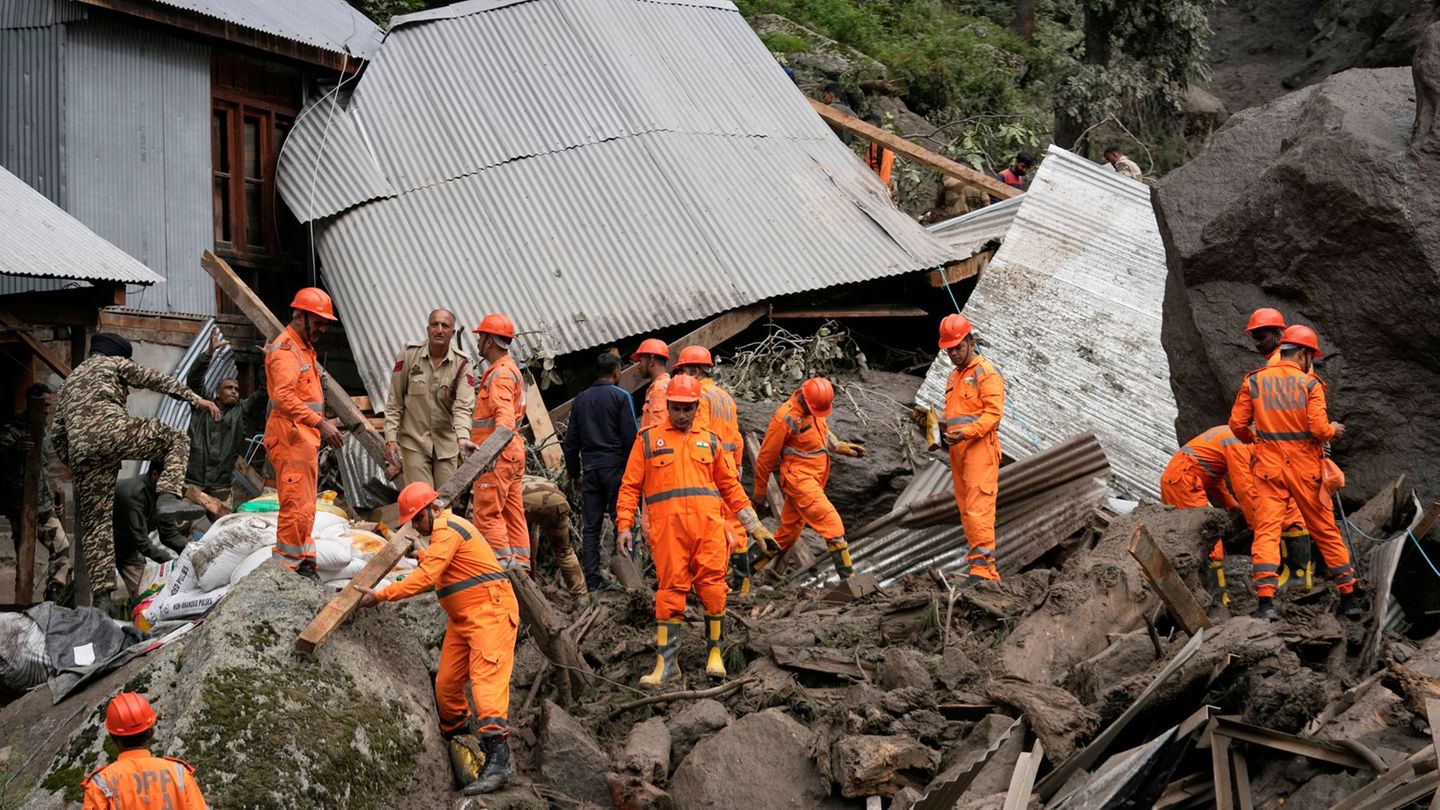 Unwetter: Fast 200 Tote nach Sturzfluten in Kaschmir und Pakistan