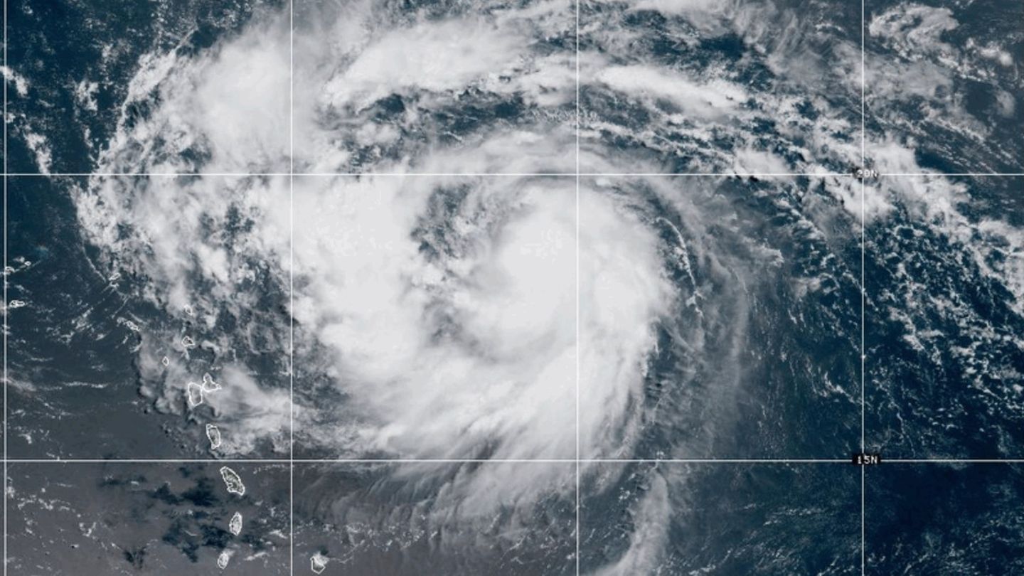 Unwetter: Erster atlantischer Hurrikan der Saison bedroht Karibik
