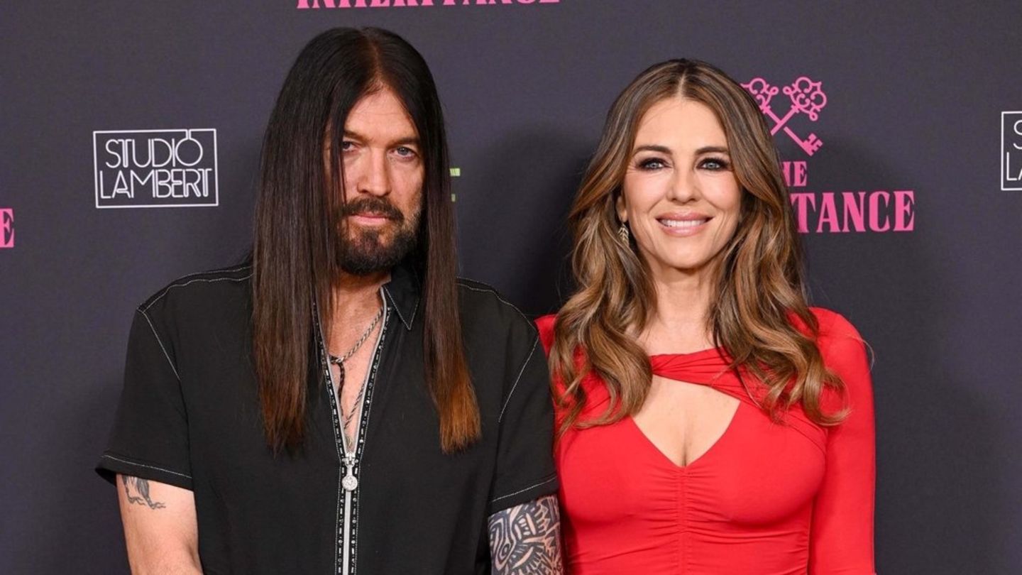 Billy Ray Cyrus: Gitarrenunterricht für Elizabeth Hurley
