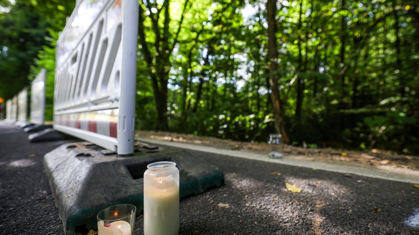 16-Jähriger am Steuer: Vier Tote bei Autounfall – Ermittlungen zur Ursache laufen