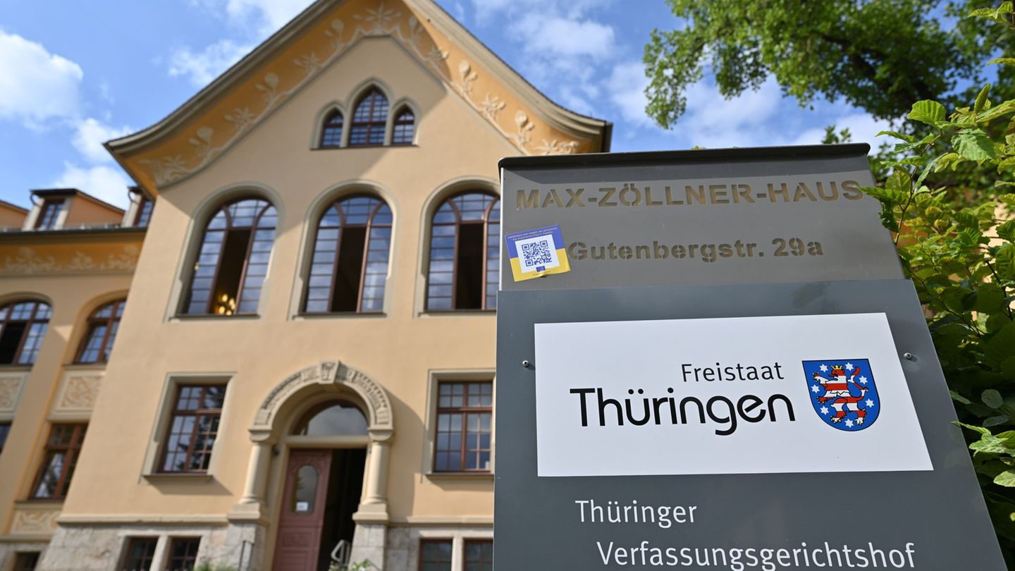 Verhandlung: Verfassungsgericht überprüft Klausel für angehende Juristen
