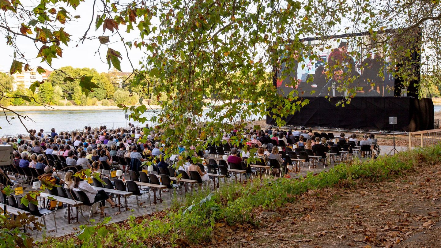 Kultur am Fluss: „Petra geht baden“ eröffnet Festival des deutschen Films