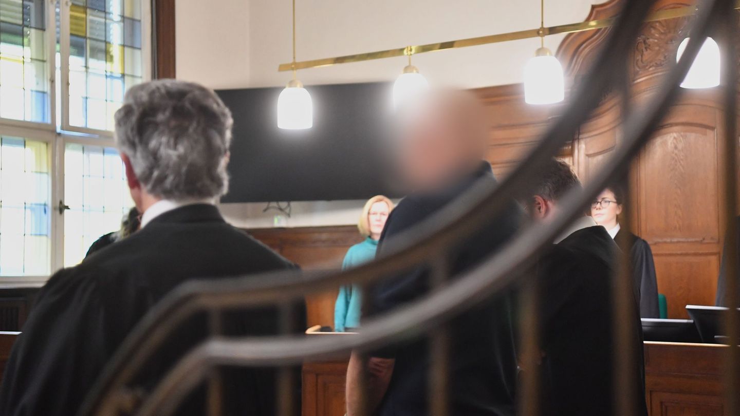 Tödliche Behandlungsfehler?: Tod einer Patientin – Prozess gegen Narkosearzt vor Urteil