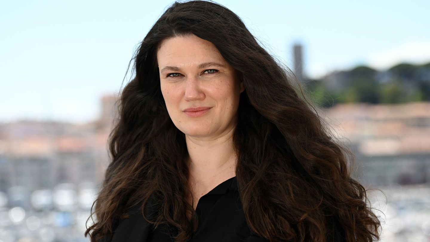 Begehrter Preis: Mascha Schilinski geht für Deutschland ins Oscar-Rennen
