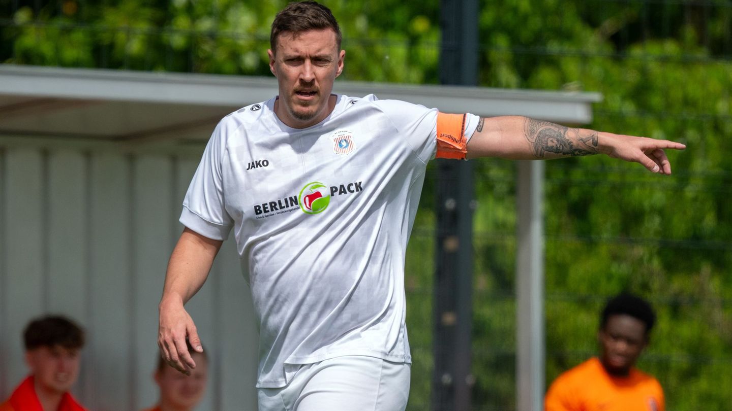 Fußball: Im Ausland: Max Kruse plant sein Profi-Comeback
