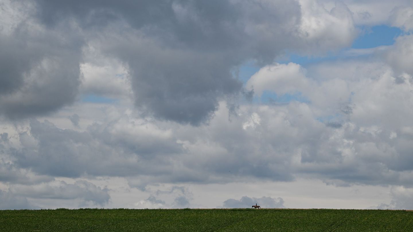 Wetter: Schauer und Gewitter lösen Spätsommerwetter ab