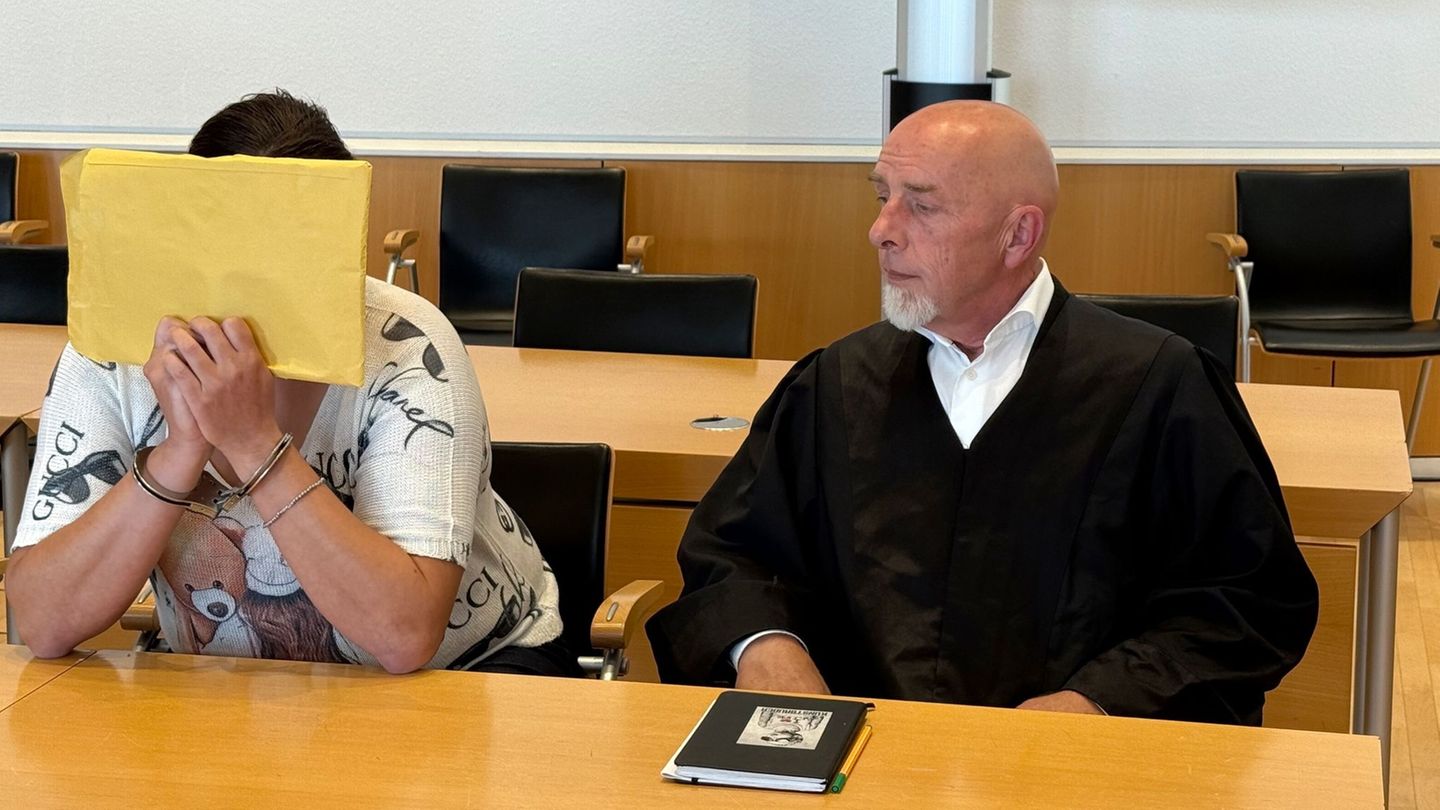 Verfahren fortgesetzt: Mutter schildert Sturz als Ursache für Tod ihres Babys