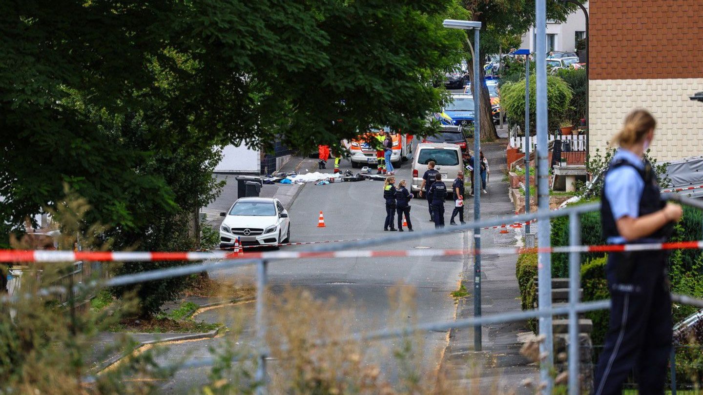 Täter auf der Flucht: Schüsse im Sauerland: Polizei identifiziert Opfer von Menden