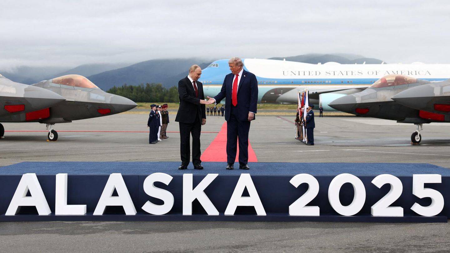 Gipfel in Alaska: Ein Handshake für die Geschichtsbücher