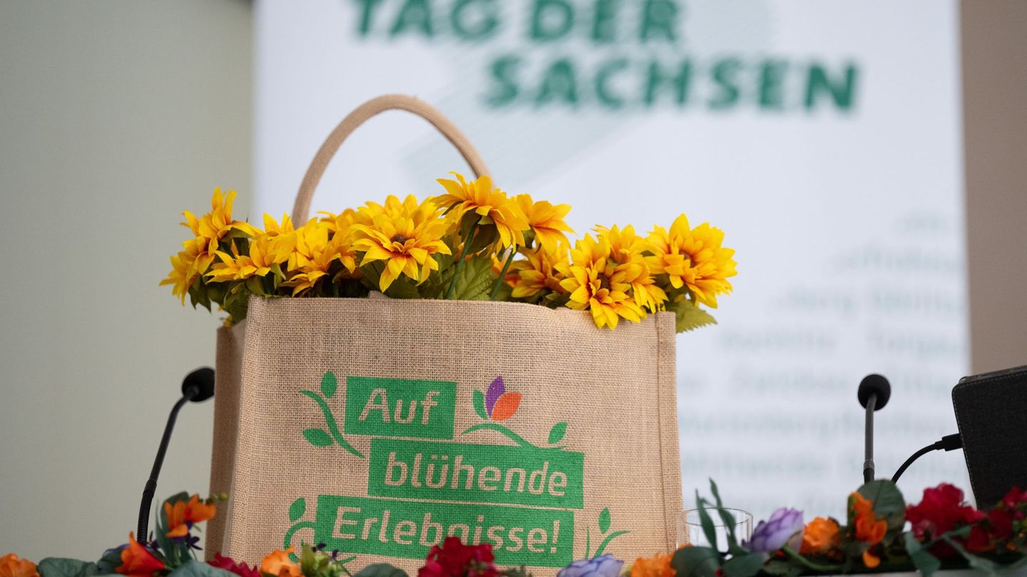 Volksfest: „Tag der Sachsen“ startet mit Regen – 250.000 Gäste erwartet