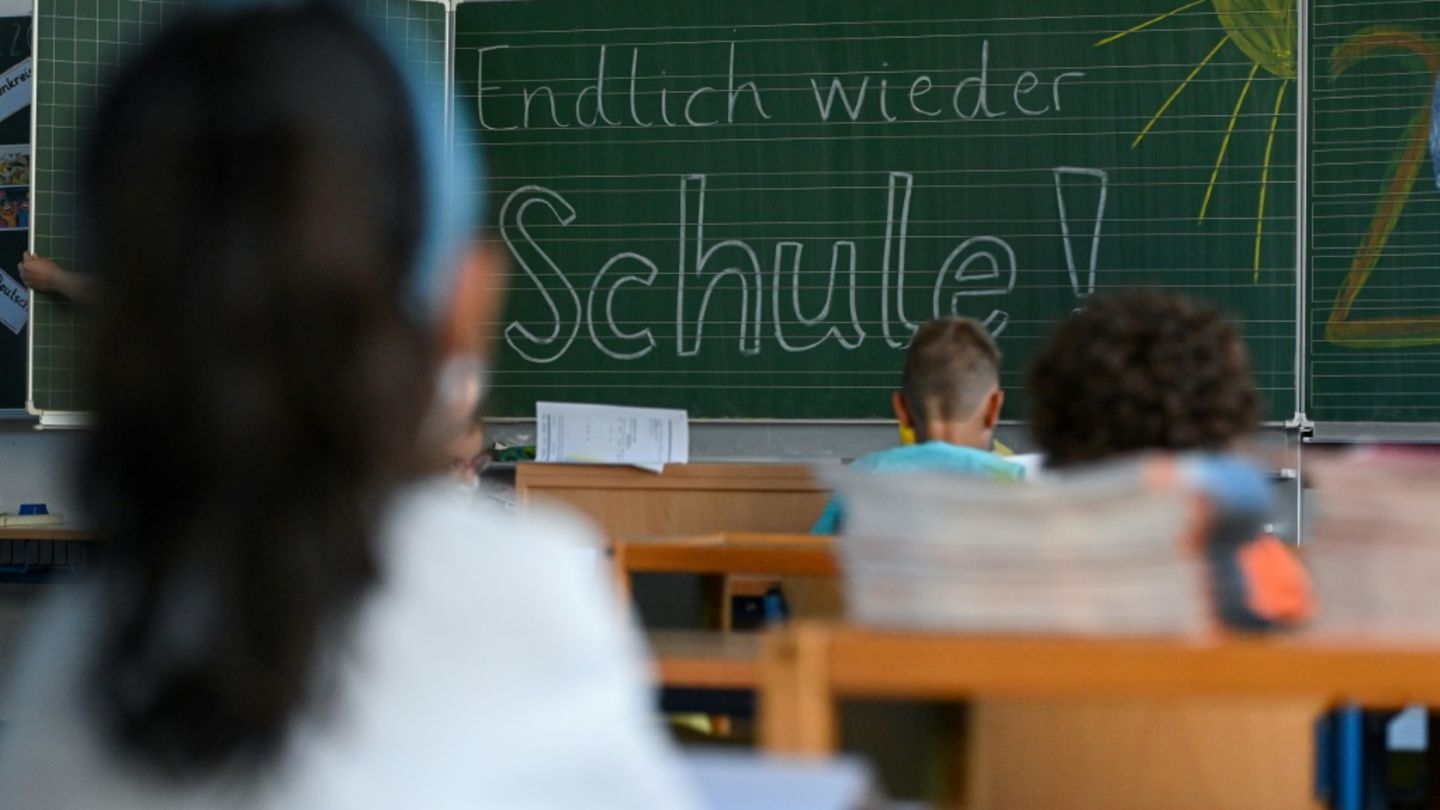 Bundesverwaltungsgericht verhandelt über Zusatzstunde für Lehrer in Sachsen-Anhalt