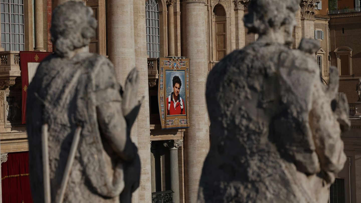 Vatikan: Papst spricht „Influencer Gottes“ heilig