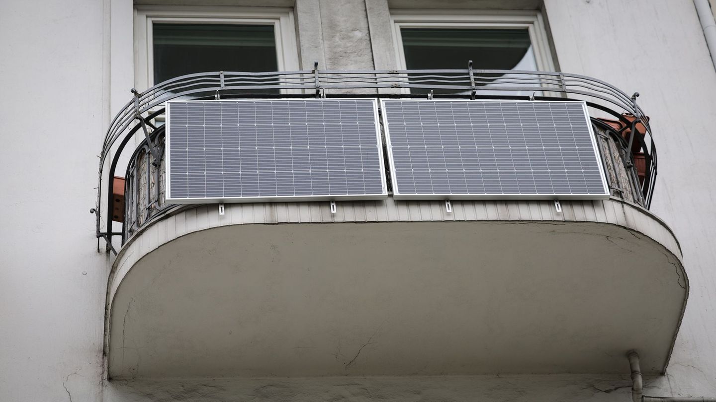 Photovoltaik: Balkonkraftwerke für einkommensschwache Haushalte
