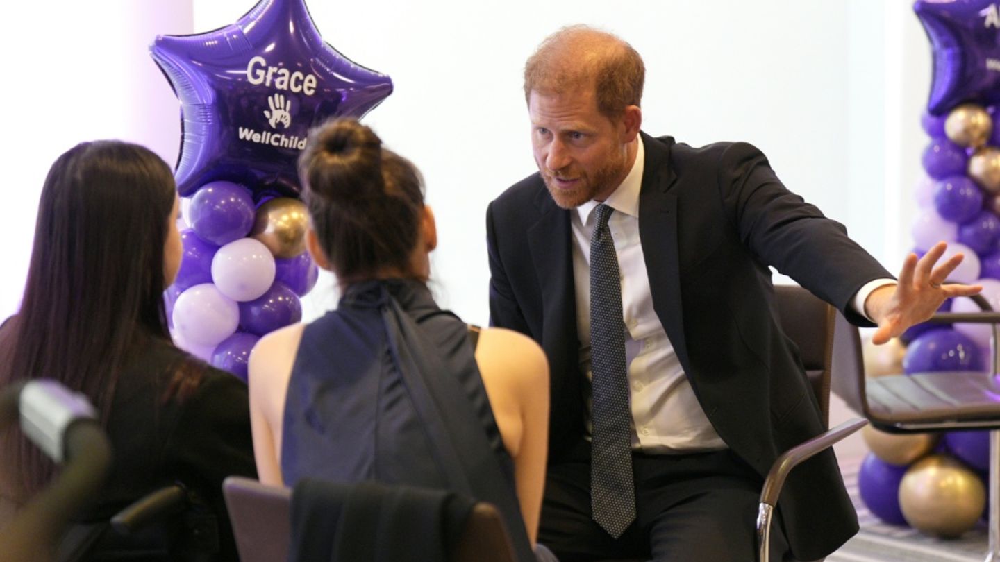 Dritter Todestag der Queen: Prinz Harry besucht Grab auf Schloss Windsor