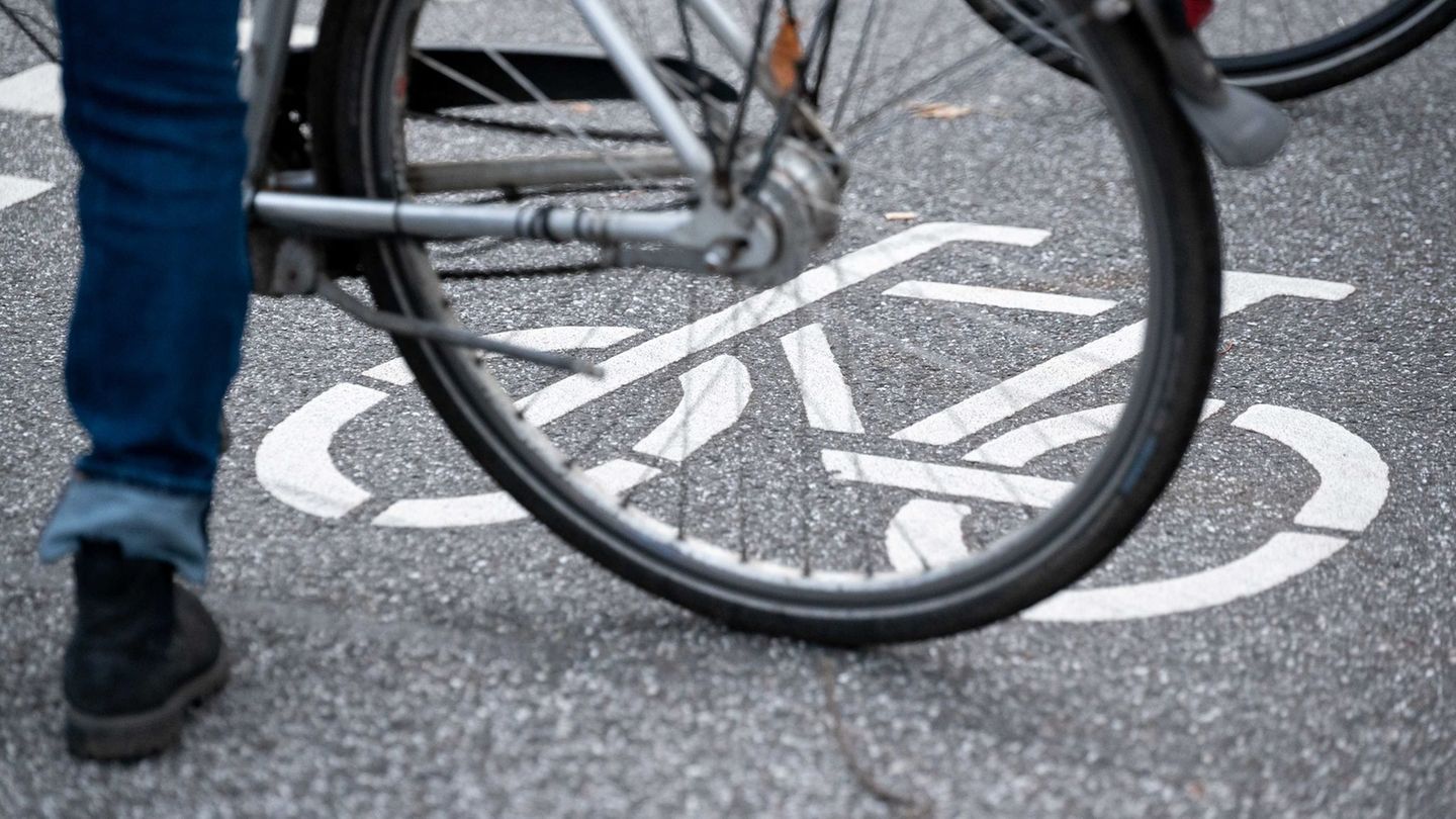 Verkehr: Wie viele Radwege bis Jahresende erneuert werden sollen