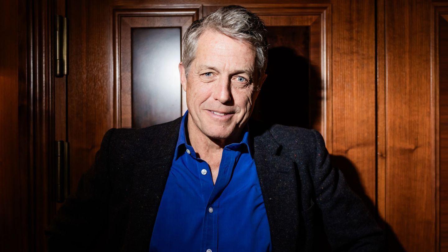 Britischer Filmstar: Heute lieber grantig statt romantisch: Hugh Grant wird 65