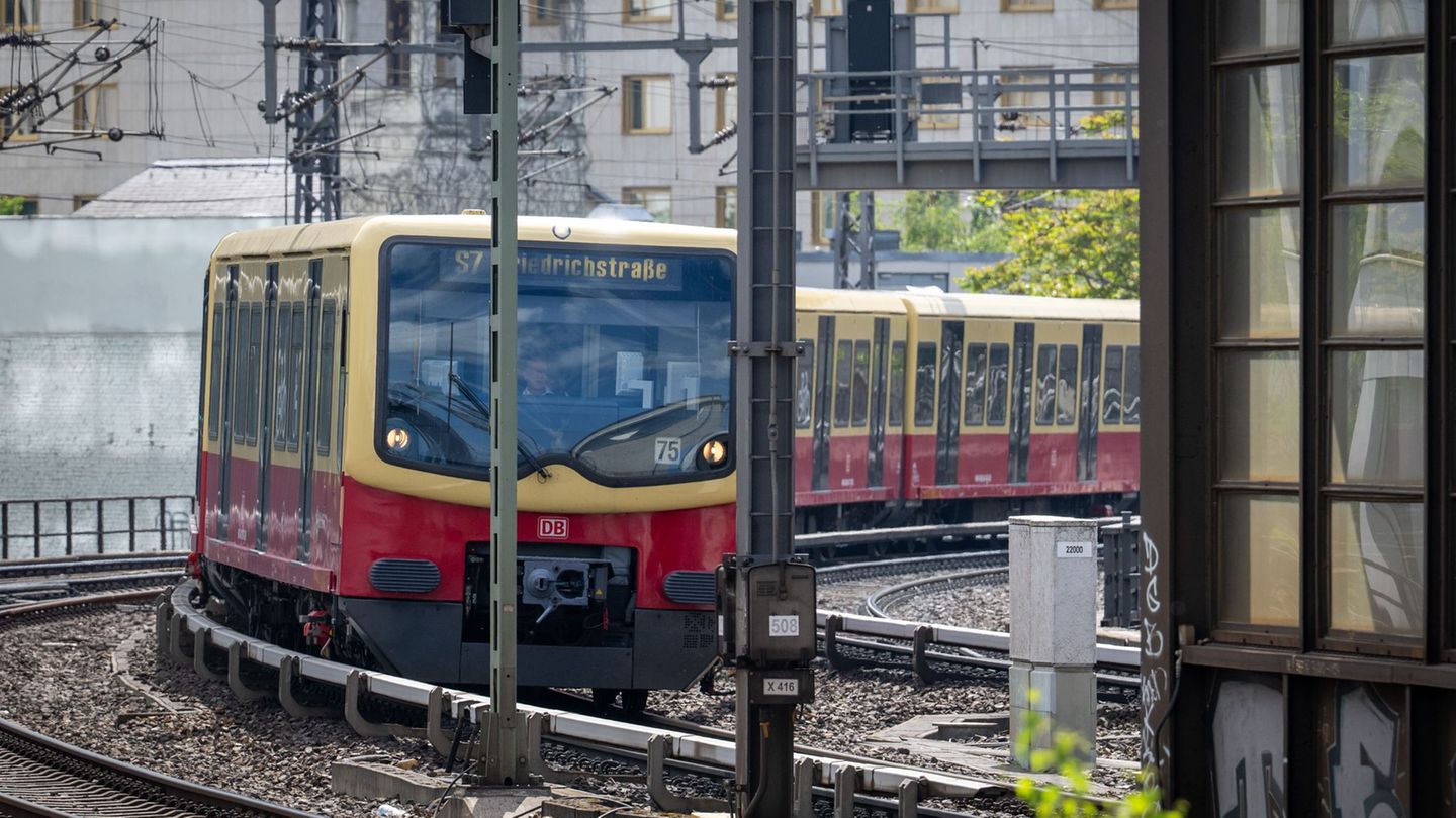 Berliner Nahverkehr: Zuschlag bei S-Bahn-Ausschreibung verzögert sich