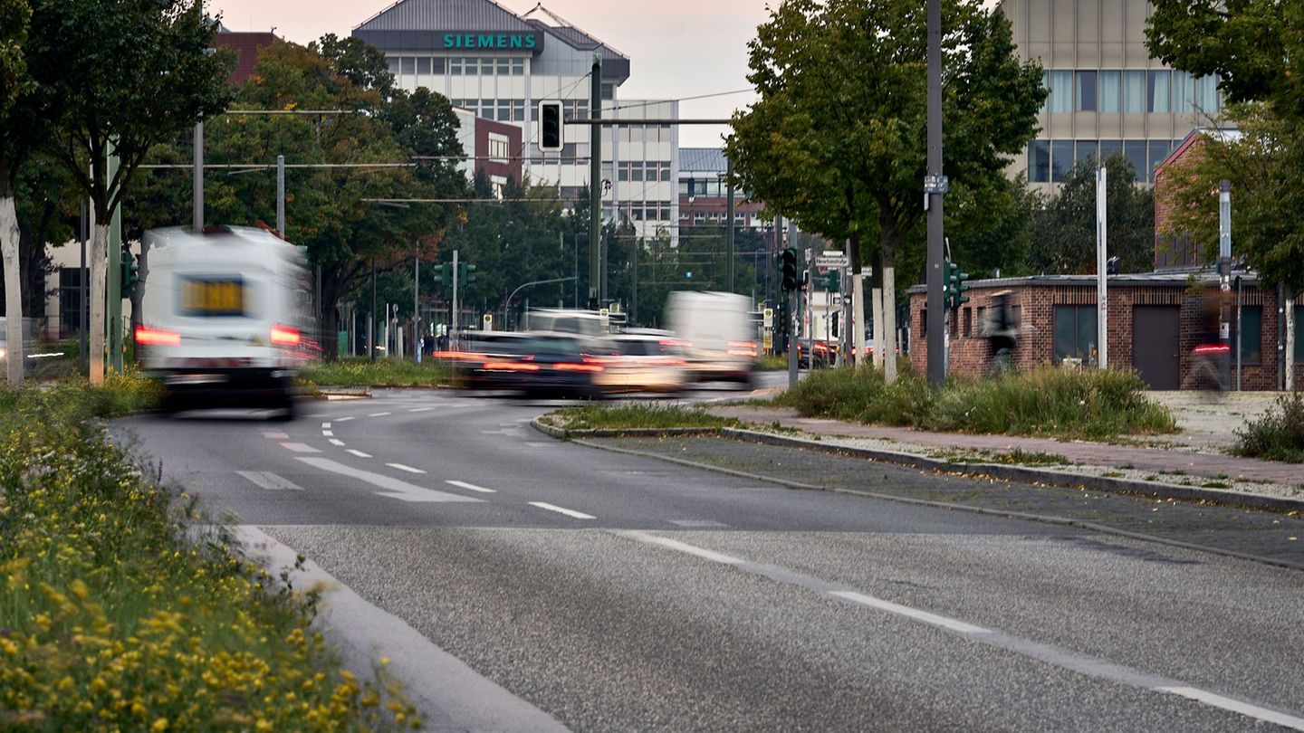 Stromausfall in Berlin: Abgeordneter vermutet bei Brandanschlag Insider-Wissen