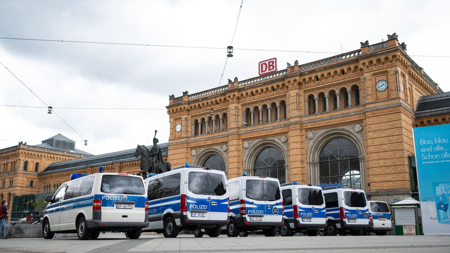 Hannover: Bundespolizei: „Messer gehören nicht in den Hauptbahnhof“