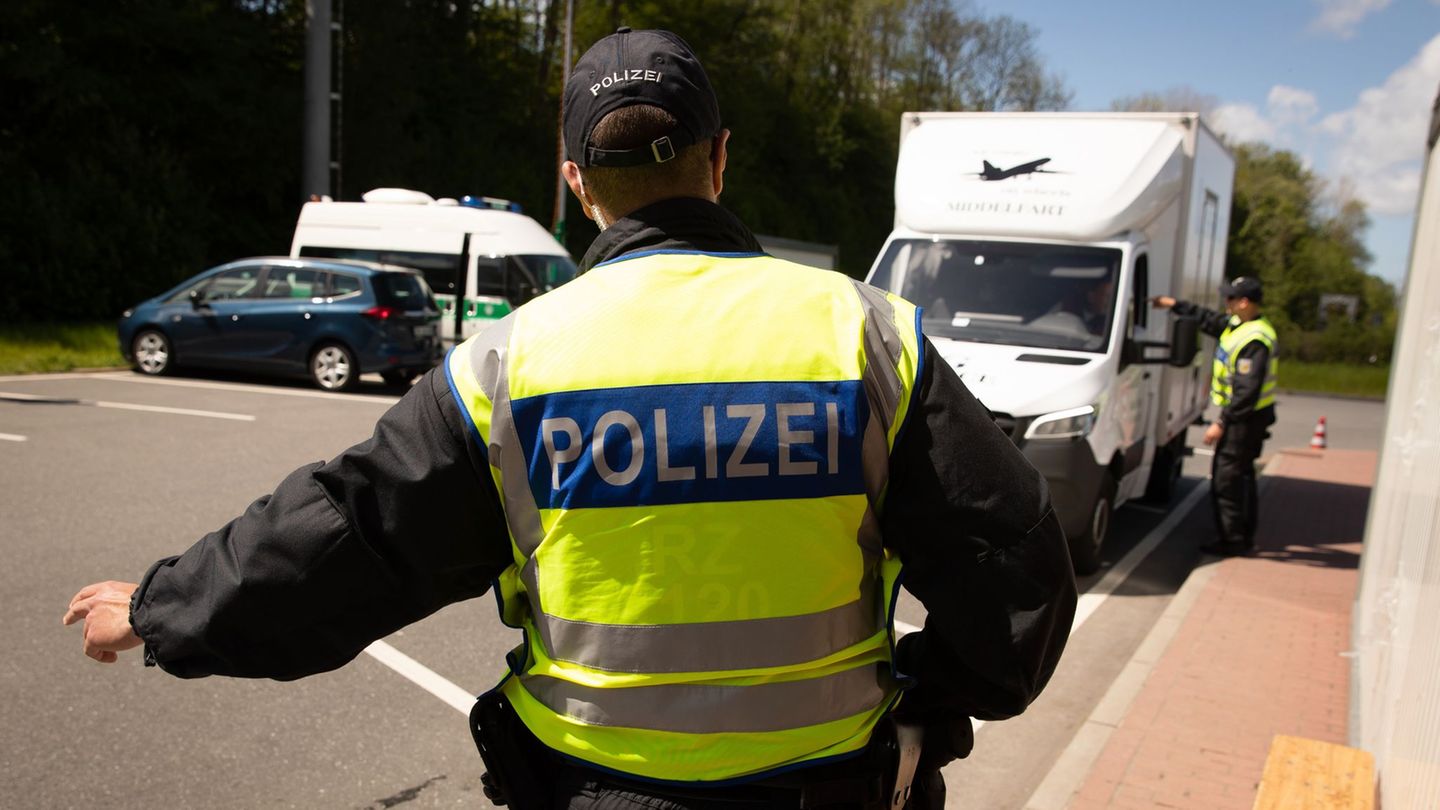 Grenzkontrollen: Hunderte illegale Einreisen an dänischer Grenze verhindert